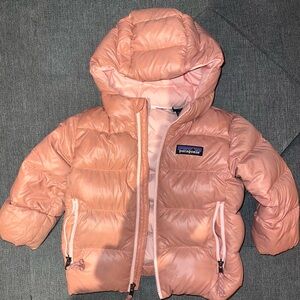 Patagonia down jacket. Pink. PERFECT condition. 12-18 months.